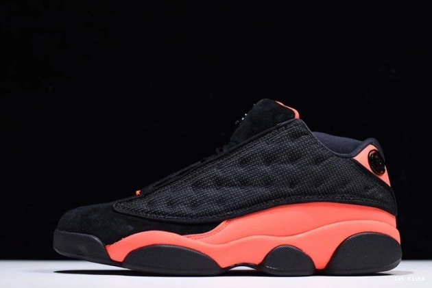 1st Kicks Shoes 13 Air AT3102-006 Low Infrared x Jordan Black Clot 0701